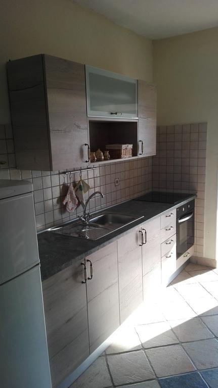 Apartment Deni Lumbarda Eksteriør billede
